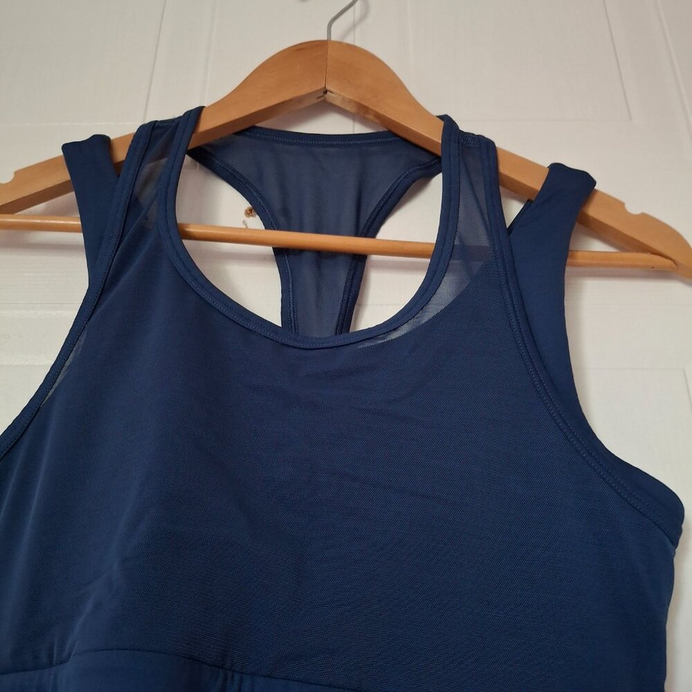 GapFit Tank with Built In Bra - Picture 2 of 7